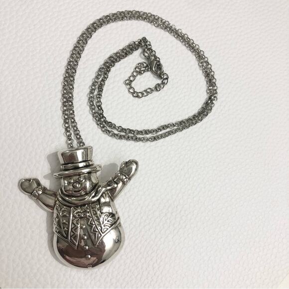 Best Vintage Silver Tone Puffed Snowman Pin Brooch Pendant EUC - Picture 2 of 5